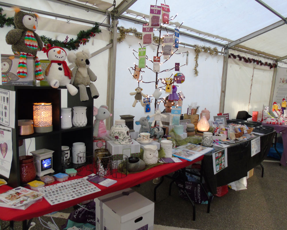 a show craft what's Christmas Fair Stonham Barns Craft a show craft what's Christmas Fair Stonham Barns Craft